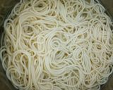 A picture of step 4 of Hakka noodles.