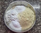 Foto del paso 3 de la receta: Bizcochitos con peras y arándanos