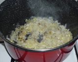 Sertéspörkölt vörösborral recept fázis 3 fotója