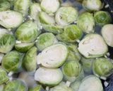 Kelbimbófőzelék virslivel recept fázis 1 fotója