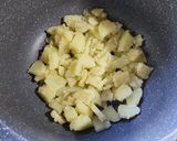 Foto del paso 5 de la receta: Tortilla de zapallito redondo y papa, liviana, rica y muy fácil (y de cuasi-aprovechamiento)