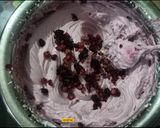 A picture of step 6 of Mulberry Ice cream.