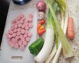 Foto del paso 3 de la receta: Espaguetis con Salchichas de res