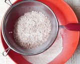 Hình bước làm 1 của món MÌ tươi với bột nguyên cám (Whole Wheat 50%)