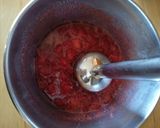 Foto del passaggio 3 della ricetta Fragolata in 2 consistenze 🌷