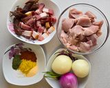Pas rețetă Mămăligă cu sos de carne 1 fotografie