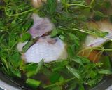 Foto langkah ke 4 dari resep Sup Ikan Nila kemangi.