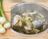 Hình bước làm 4 của món Canh dưa cá