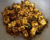 A picture of step 8 of Paneer Pepper Fry.