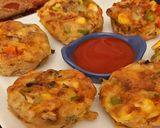 A picture of step 6 of Pizza Muffins.