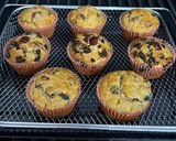 A picture of step 16 of Cranberry Oatmeal Muffins.