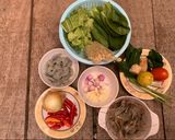 Foto langkah ke 1 dari resep Steamboat Suki KuahTomyam.