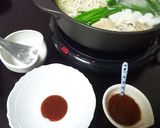 A picture of step 5 of Dakhanmari (Korean-Style Broth Hot Pot).