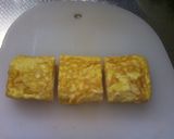 A picture of step 6 of Sweet Tamagoyaki with Dashi.