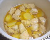 A picture of step 3 of Stewed Potatoes and Chicken Breast.