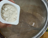 Foto del paso 4 de la receta: Bizcocho húmedo con confitura de nísperos y manzana 🍎