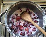 Foto del paso 2 de la receta: Keto - Helado de Frutilla a la crema