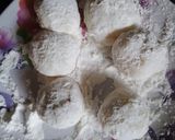 Foto langkah ke 4 dari resep Mochi Isi Wafer Caramel (Tanpa tepung ketan).