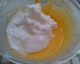 A picture of step 9 of Soufflé Chiffon Cake.