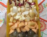 Foto langkah ke 1 dari resep Salad Buah 🍎.