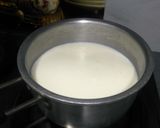 A picture of step 1 of Vanilla & Chocolate Custard Pudding.