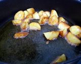 A picture of step 1 of Spicy Potato And Carrot With Egg.