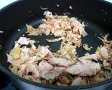A picture of step 1 of Ham And Onion Fried Rice.
