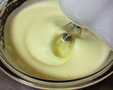 A picture of step 4 of Foolproof Spongecake.