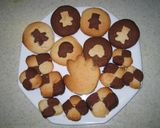 A picture of step 6 of Rice Flour Cookies.