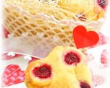 A picture of step 15 of Raspberry Cheese Muffin (for White Day).