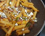 A picture of step 5 of Cheesy Penne In Red Sauce.