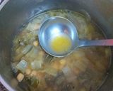 Foto del paso 7 de la receta: Garbanzos con acelgas en crema de verduras