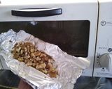 A picture of step 2 of Rolled-Up Ohagi with Walnuts and Cheese.
