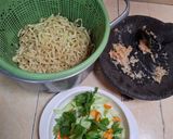 Foto langkah ke 1 dari resep Mie Goreng.