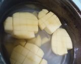 Foto langkah ke 2 dari resep Kentang goreng Mekar.