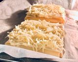 A picture of step 5 of Lasagna Pockets 😋😋😋.
