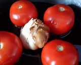 A picture of step 3 of Sig's Pan Cooked Smoked Garlic and Tomatoes.