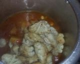 A picture of step 3 of Aloo gobhi sabzi.