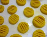 A picture of step 6 of Easy and Chewy Kabocha Squash Gnocchi.