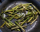 A picture of step 1 of Fried Garlic Butter Asparagus.