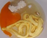 Foto langkah ke 1 dari resep Pastel Kering Mini isi Abon super renyah (takaran sendok).