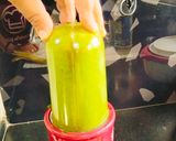A picture of step 2 of Spinach Gooseberry Juice (palak Amla Juice).