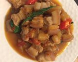 A picture of step 3 of Pear stew pork belly.