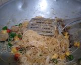 Foto langkah ke 7 dari resep Tumis Bakso Vermicelli.