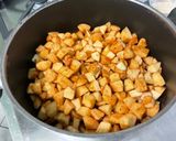 Une image de l'étape 2 de Compote de pommes Pink Gold à la vanille et orange.