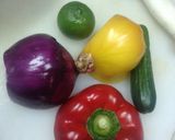 A picture of step 1 of Bell Pepper Stuffed with Tuna Ceviche.