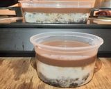 Foto langkah ke 6 dari resep Jelly Susu Oreo Rasa Anggur dengan Vla Coklat.