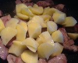 Foto del paso 3 de la receta: Carne guisada con patatas