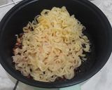 Foto langkah ke 3 dari resep Sambal Mie Biji Kacang Panjang (ala anak kos).