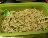 A picture of step 2 of Bean Sprout Namul in a Microwave Steaming Container.